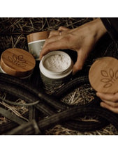 Charger l'image dans la galerie, Baume Protecteur & Hydratant équin - Plu'to Chic