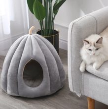 Charger l&#39;image dans la galerie, Dome pour chat en forme de citrouille
