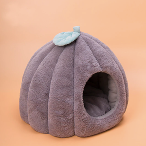 Dome pour chat en forme de citrouille